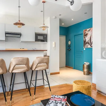 Modern & Cosy Flat - 4 Guests - Eiffel Tower Apartment